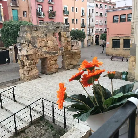 En Plaza Forum Centro Historico * Tarragona
